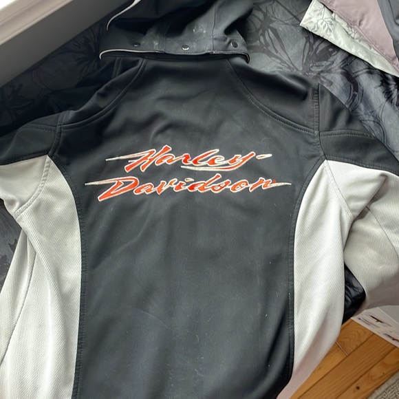 Harley-Davidson light bike jacket with detachable hood size M - Picture 3 of 7
